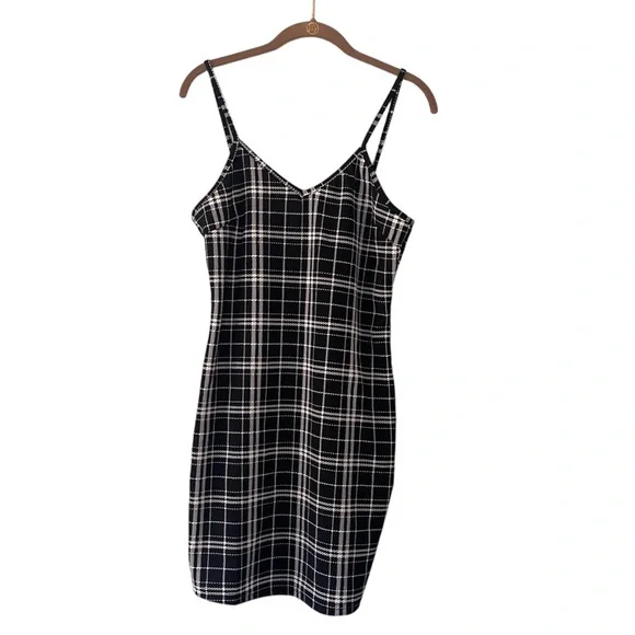 black and white dress shein Veronica Beard Saku Striped Button-Down Shirt | Dove White|Black main image 1
